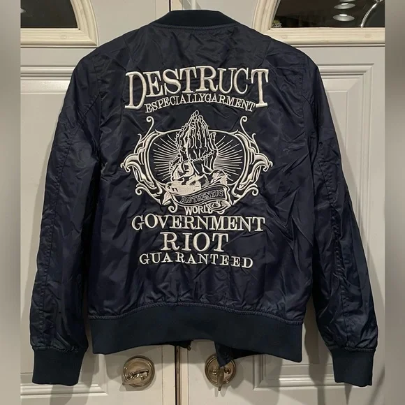 Bomber Jacket - Picture 2 of 4